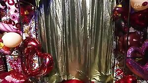 Yuu Shinoda's entrance at a japanese TV show