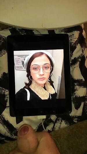 anyone wanna trade tributes? cum on this girl and I’ll cum on yours. PM me