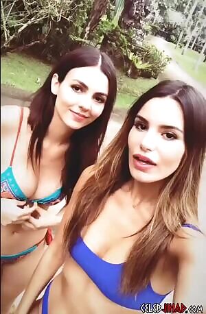 Anyone want to spend the day sharing Victoria Justice?