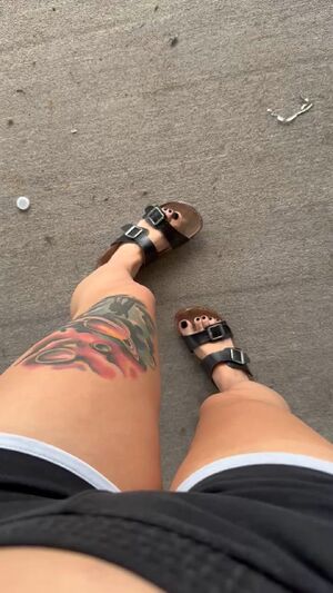 Mom Feet Amateur MILF Toes