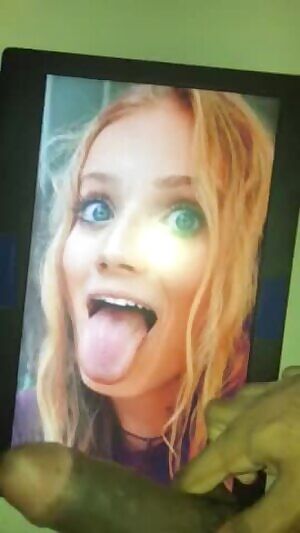 she was asking for it👅