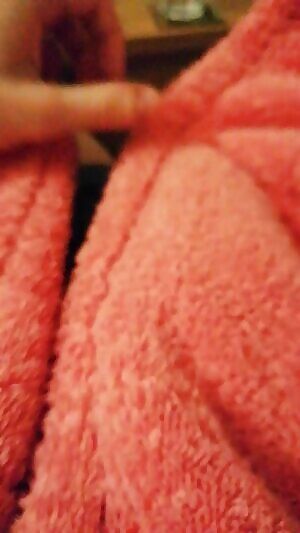 Any ladies like y d...ressing gown?