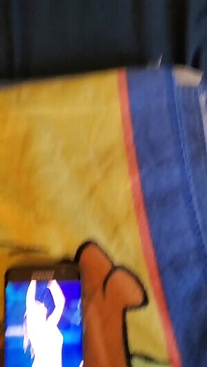 Cumming on Amber's wet body