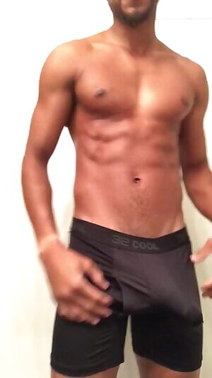 Great workout this morning! 💪🏽 any ladies up to join me for my next one 😁