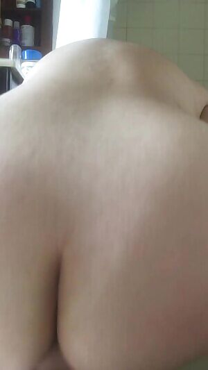 My first gif on this sub! Hello!