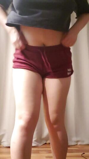 A little dance t. my pussy