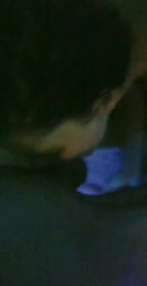 Deep throating while he controls my toy 💋🍆