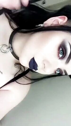 Goth Snow White? 🖤