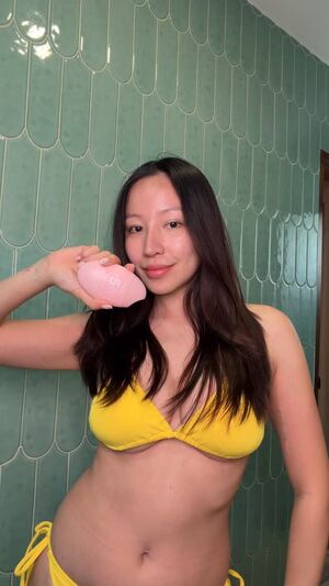 Celebs Celebrity Filipina Tits