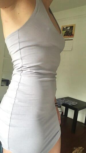 Don’t ya love it when you can see some ab deinition through your clothes?