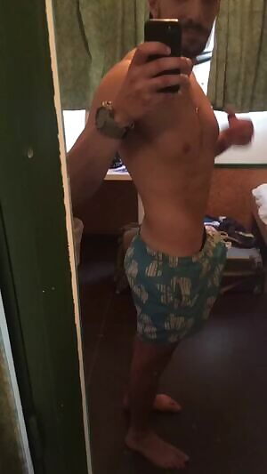 Quick strip and ass show