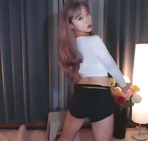 Bj Summer Bouncing Her Ass