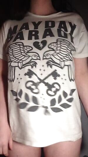 Look what's under my shirt!