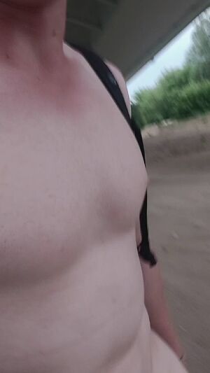 Real Outdoor Enjoyers Amateur Beach Exhibitionism
