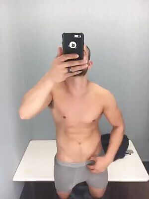 this fitting room fits one more or two ;)