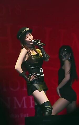 SNSD Seohyun - Dangerous Woman