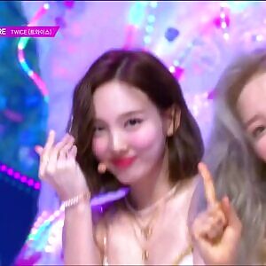 TWICE - Nayeon