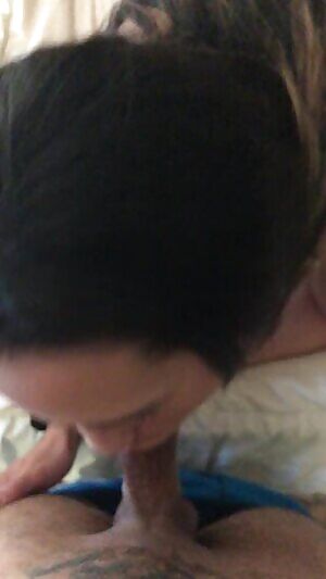 she sucks cock so good 🤪