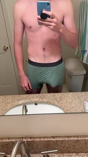 Stays hard and gets great reviews