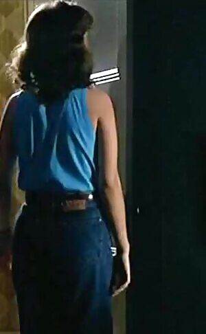 Short & sweet, valerie rojan in 