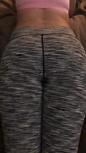 Leggings off, ass out:)))