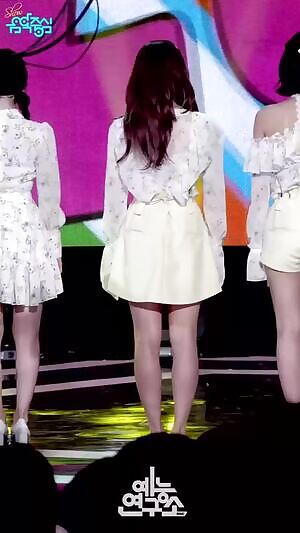 TWICE Jihyo showing you what is love