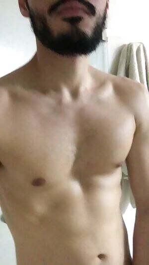 Is it weird that I’m a bttm but got a lot of meat? SC: cazzopty