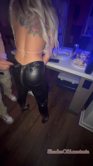 These pants were made for freeuse (house party last weekend)