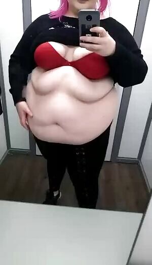 walmart fitting room belly shakes ;p