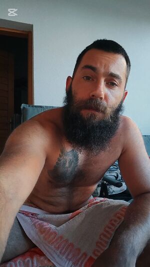 Massive Cock Amateur Beard Big Dick