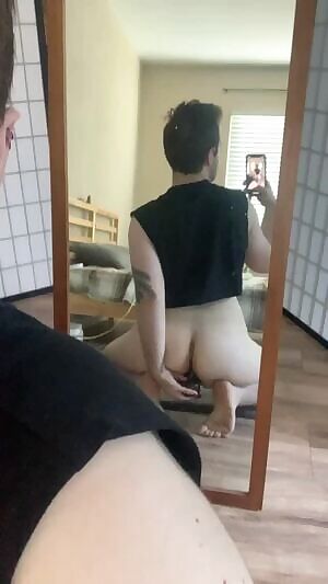 Keeping myself company as best I can 🥵