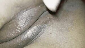 Some very tasty looking ebony pussy