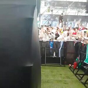 CLC - Eunbin Wet Cleavage