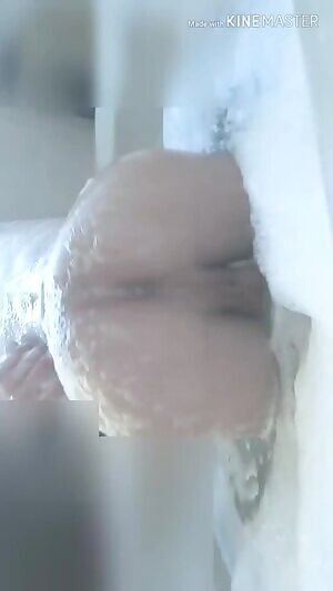 Could you wash my back for me?