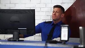 Whats up his Ass Part 3 - Bruce Beckham, Jeremy Spreadums