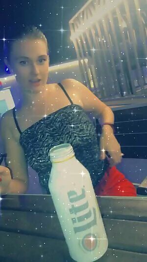 Chloeberlyn19 on Snapchat bad girls night out u/demonic-lust