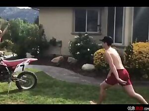 Jordyn Jones can definitely get it!😍