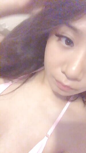 obsessed w micro kini ♡