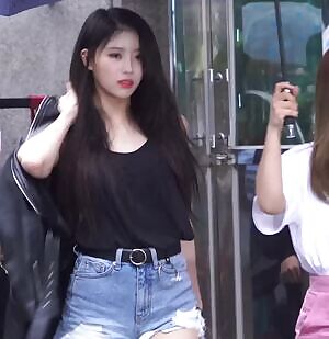 Lovelyz - Mijoo
