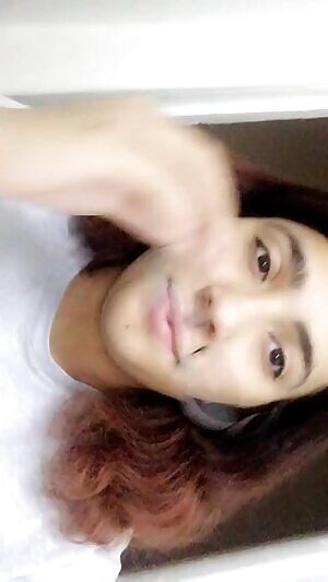 just had the sudden urge to show off my fat tits 🐣