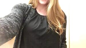 titty drop in the work bathroom😏