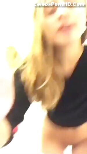 Lea Marie Johnson Pussy Flash on Instagram