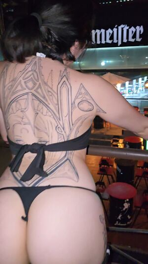 I was bored at the bar and did what I do best