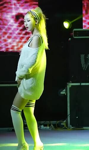 Laysha - Som is a bad bitch. SEXY