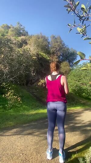 fingers crossed nobody saw me on the trail last Friday  🏃‍♀️🦋☘️