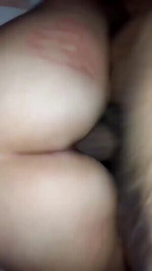 Accepted his challenge to fuck me with his dry cock! Rest u can here in sound!