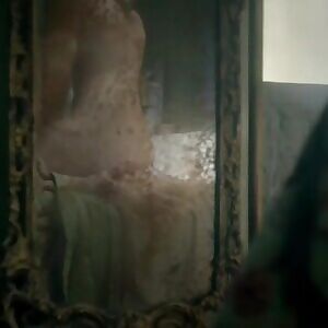 Jessica Parker Kennedy & Nevena Jablanovic - Black Sails - S03E08