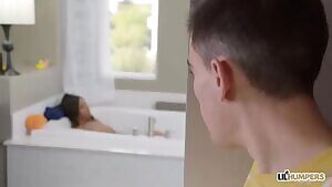 LilHumpers - Bubble Bath Bastard - Aryana Adin