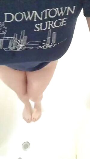 peeing on herself in the tub