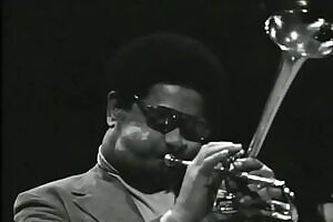 Rate this hoe's ass 1-10